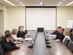 რევაზ სოხაძემ ADB-ის ვიცე-პრეზიდენტთან ახალი პროექტების განხორციელების შესაძლებლობებზე ისაუბრა