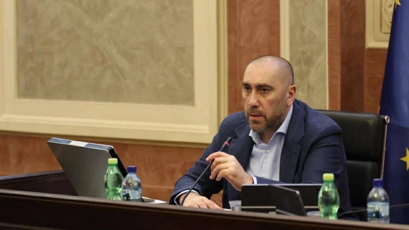ზურაბ აბაშიძე