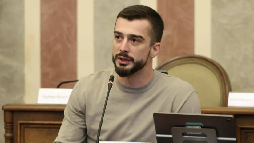 კონსტანტინე ზარნაძს კონსტანტინე ზარნაძს