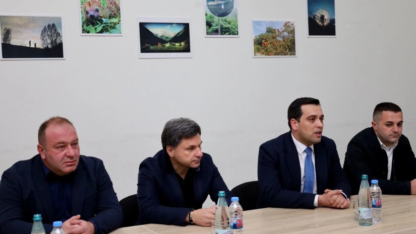 ახალციხის მუნიციპალიტეტის  მერი ვარლამ წიკლაური მუშაობას შეუდგა ახალციხის მუნიციპალიტეტის  მერი ვარლამ წიკლაური მუშაობას შეუდგა