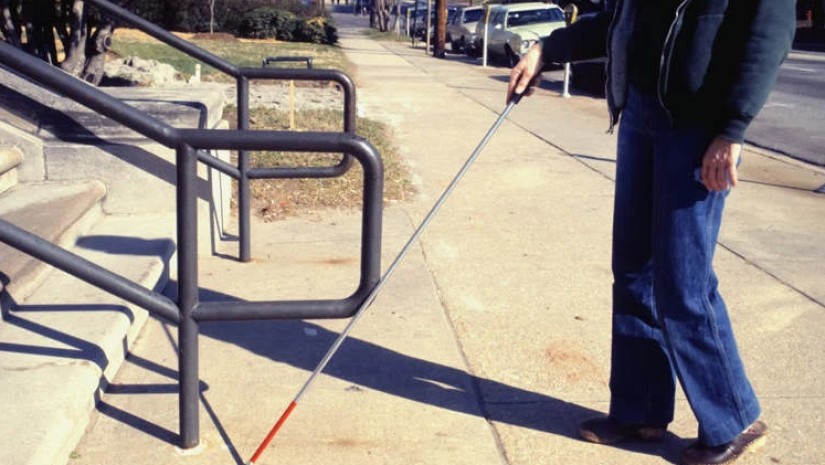 უსინათლპ