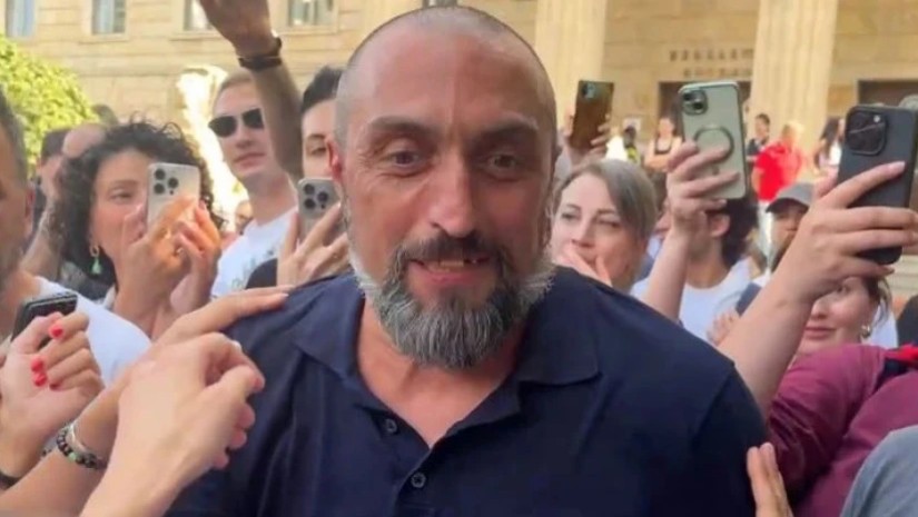 ახობაძე