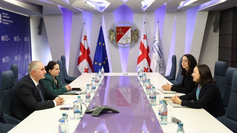 ფინანსთა მინისტრი ლაშა ხუციშვილი სამხრეთ კავკასიაში ევროპის საინვესტიციო ბანკის რეგიონულ წარმომადგენელს შეხვდა