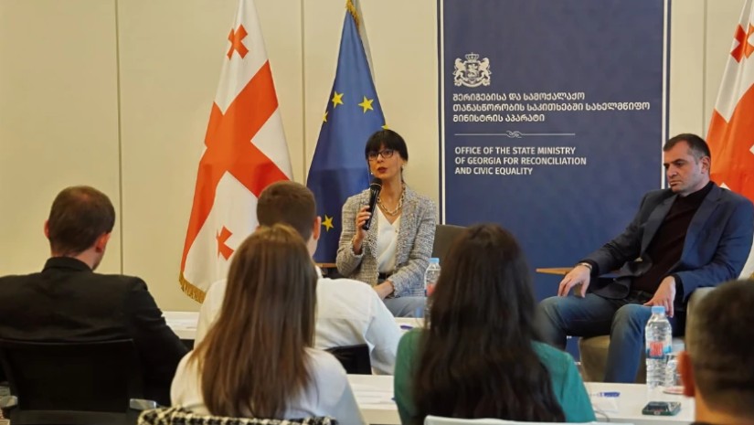 თეა ახვლედიანი