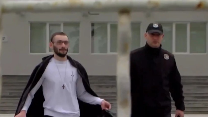 საბა მეფარიშვილმა და ომარ ოკრიბელაშვილმა საპატიმრო დატოვეს