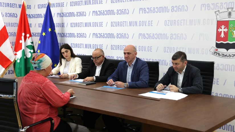  ოზურგეთის მუნიციპალიტეტის მერიაში მოქალაქეთა მიღება გაიმართა.