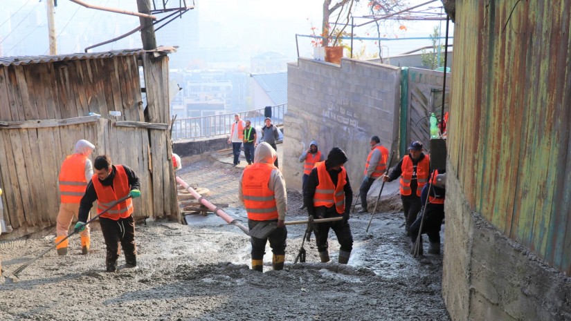  საბურთალოს რაიონის გამგეობა ცხინვალის ქუჩაზე საგზაო სამუშაოებს ახორციელებს