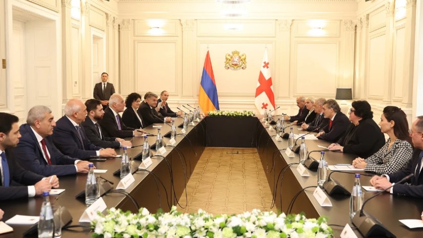 საქართველოსა და სომხეთის პრეზიდენტებს შორის გაფართოებული ფორმატის შეხვედრა