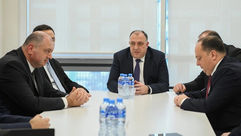 საქართველოს გენერალური პროკურორი გიორგი გვარაკიძე სამცხე-ჯავახეთის საოლქო პროკურატურის და ახალქალაქი-ნინოწმინდის რაიონული პროკურატურის თანამშრომლებს შეხვდა