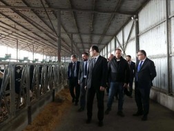 აზერბაიჯანის სოფლის მეურნეობის მინისტრ აზერბაიჯანის სოფლის მეურნეობის მინისტრ