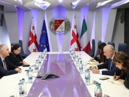 ფინანსთა მინისტრი ლაშა ხუციშვილი საქართველოში იტალიის ელჩს შეხვდა ფინანსთა მინისტრი ლაშა ხუციშვილი საქართველოში იტალიის ელჩს შეხვდა