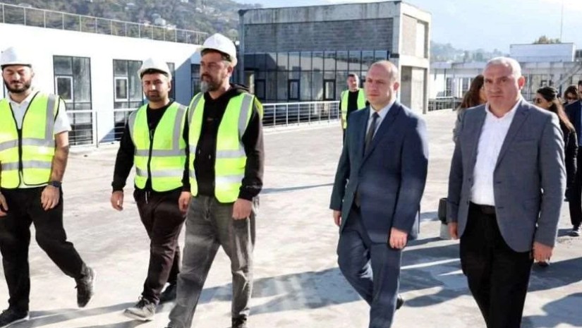 მიქანაძე