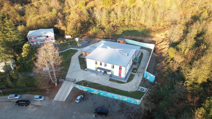 ბაღი აკეთში