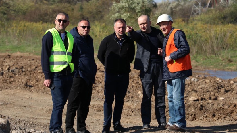  საქართველოს ნავთობისა და გაზის კორპორაცია მდინარე ყვირილას სანაპიროს გამაგრების სამუშაოებს ასრულებს