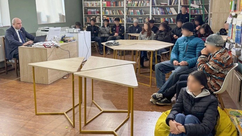 მესტიის რაიონული პროკურატურის ორგანიზებით, მესტიისა და ლენჯერის სკოლის მოსწავლეებთან საინფორმაციო შეხვედრები გაიმართა