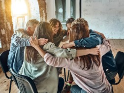 ჩახუტება