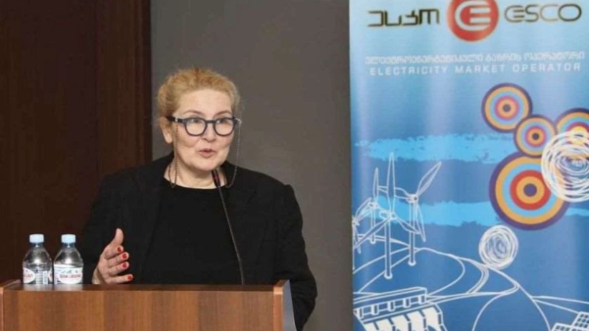 ინგა ფხალაძე