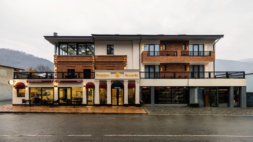  რაჭაში, ონის ცენტრში, სტუმრებს ახალი სასტუმრო „ნოველა“ მასპინძლობს