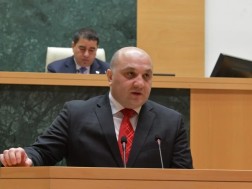 ალექსანდრე დარახველიძე