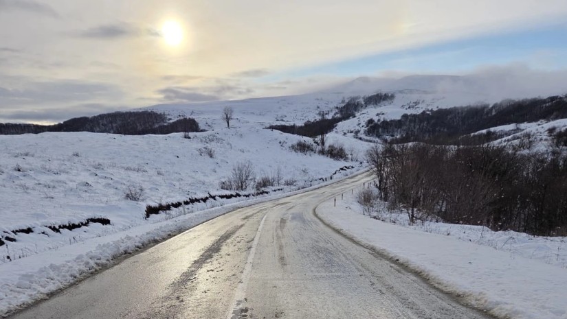ნიჩბისი-დიდგორი-დიდი თონეთის გზაზე მსუბუქი ავტოტრანსპორტის მოძრაობა აღდგა 