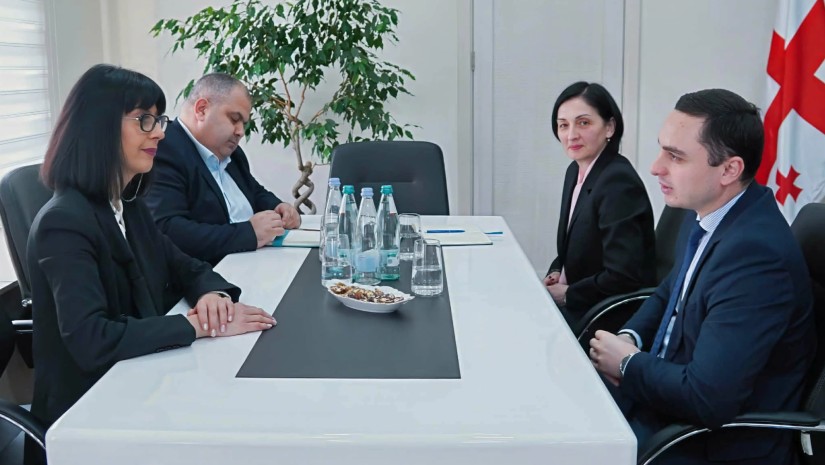 თეა ახვლედიანი