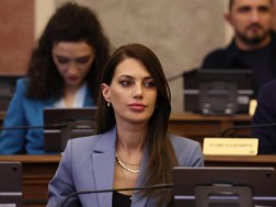 ნინო ვარდოსანიძე: 