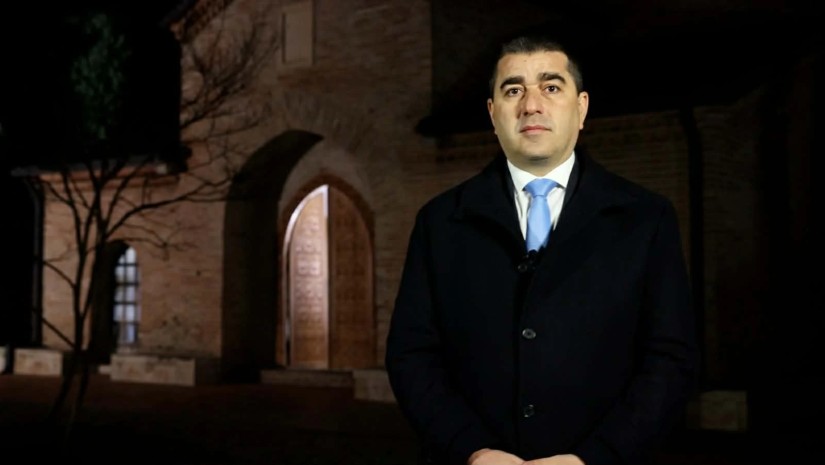 შალვა პაპუაშვილი