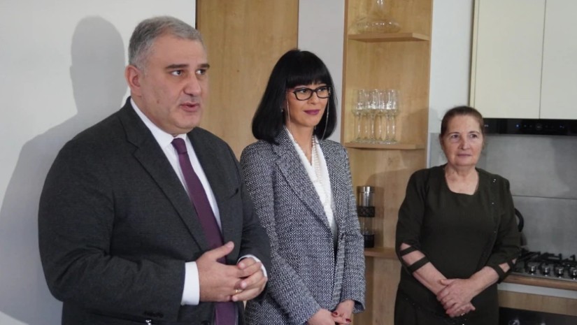 სარჯველაძე