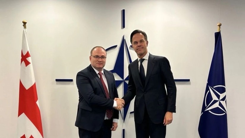 ირაკლი ბერაია მარკ რუტეს შეხვდა