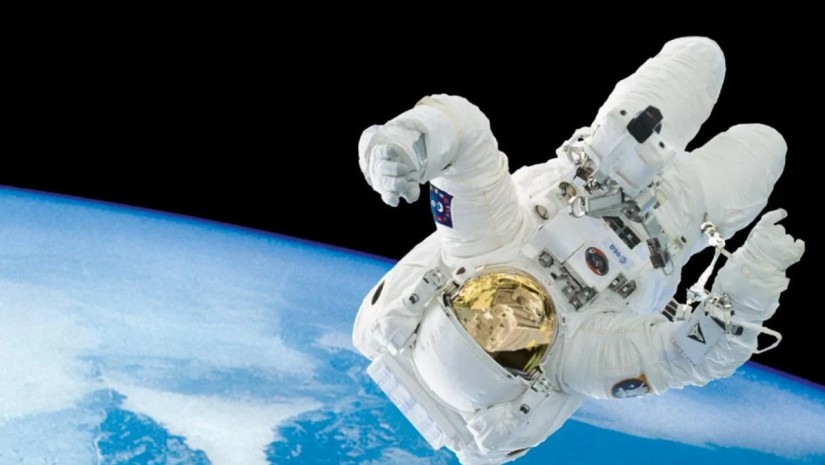 მთვარეზე