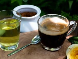 ყავა და მწვანე ჩაი