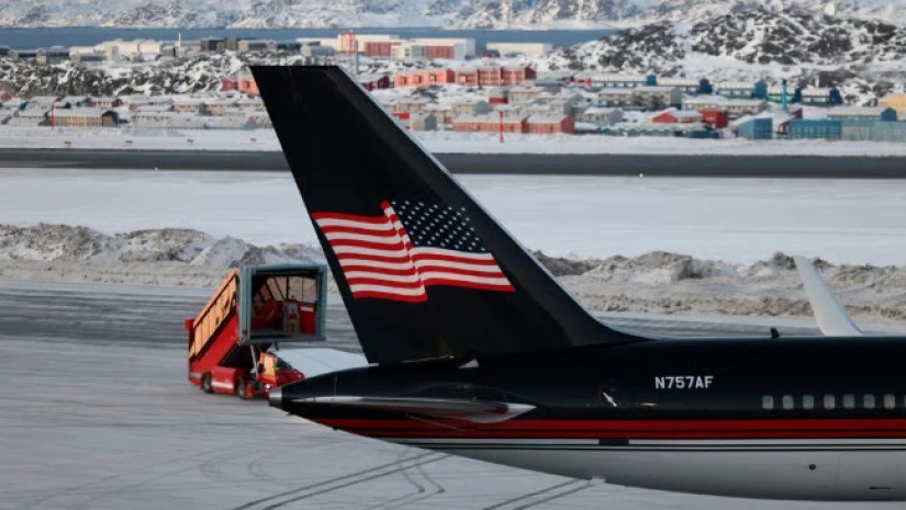 აშშ თვითმფრინავი