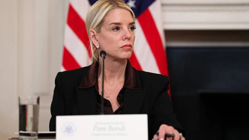 პემ ბონდი