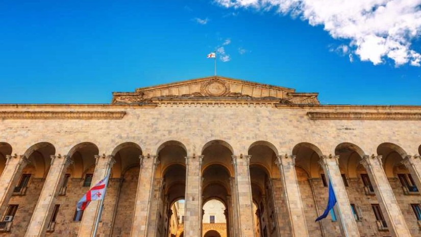 პარლამენტი