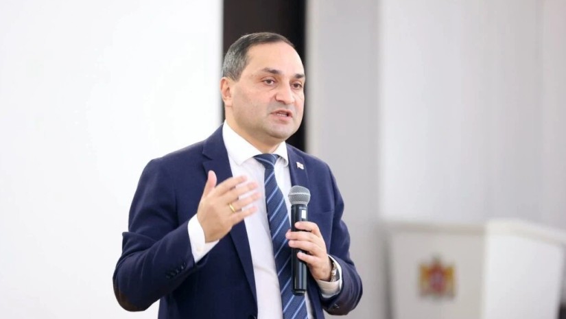 ზვიად გაბისონია