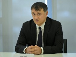 ლაშა ჯუღელი