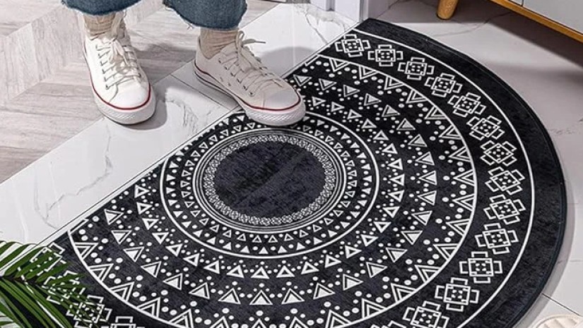 სახლის შესასვლელი