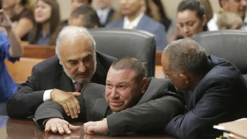 კაცი, რომელმაც 20 წელი გაატარა ციხეში, უდანაშაულოდ ცნეს