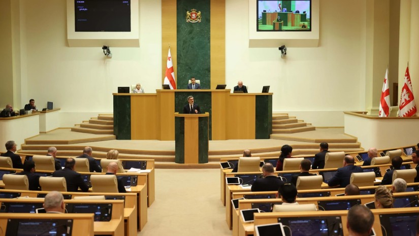 პრეზიდენტი პარლამენტში