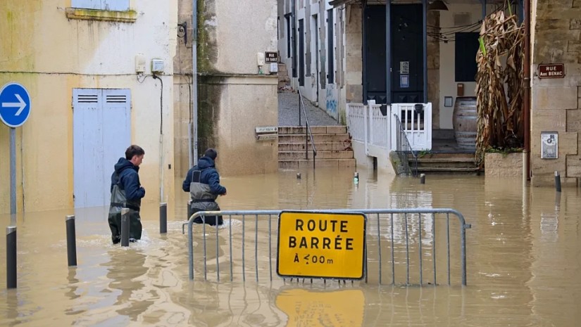 დატბორილი სახლები