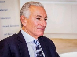 ჩარლზ კუშნერი