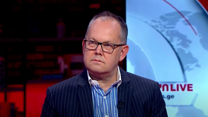 იან პრაუდი