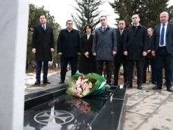 გურამ გაბესკირიას საფლავი