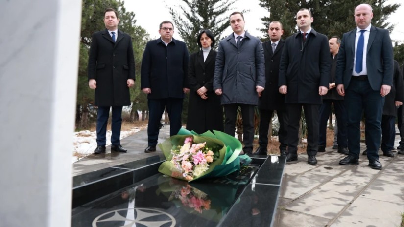 გურამ გაბესკირიას საფლავი