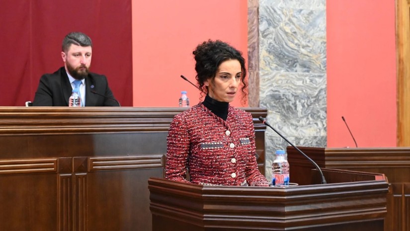 ხათუნა თოთლაძე