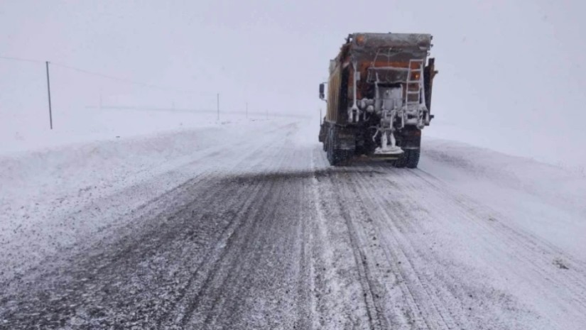 გზა თოვლი