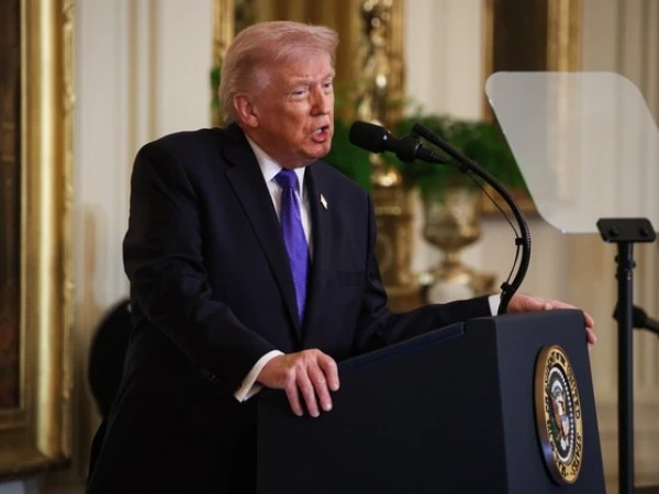 დონალდ ტრამპი დონალდ ტრამპი