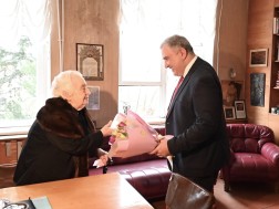 სარჯველაძე