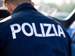 პოლიცია