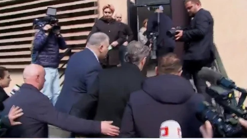 კლინიკის ეზო